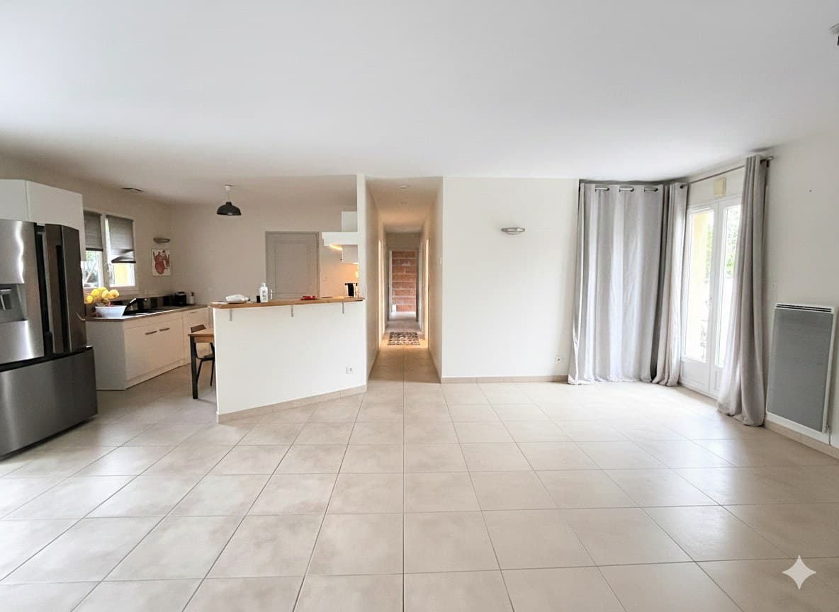 Maison de plain-pied — Saint-Germain-du-Puch (33750) 4